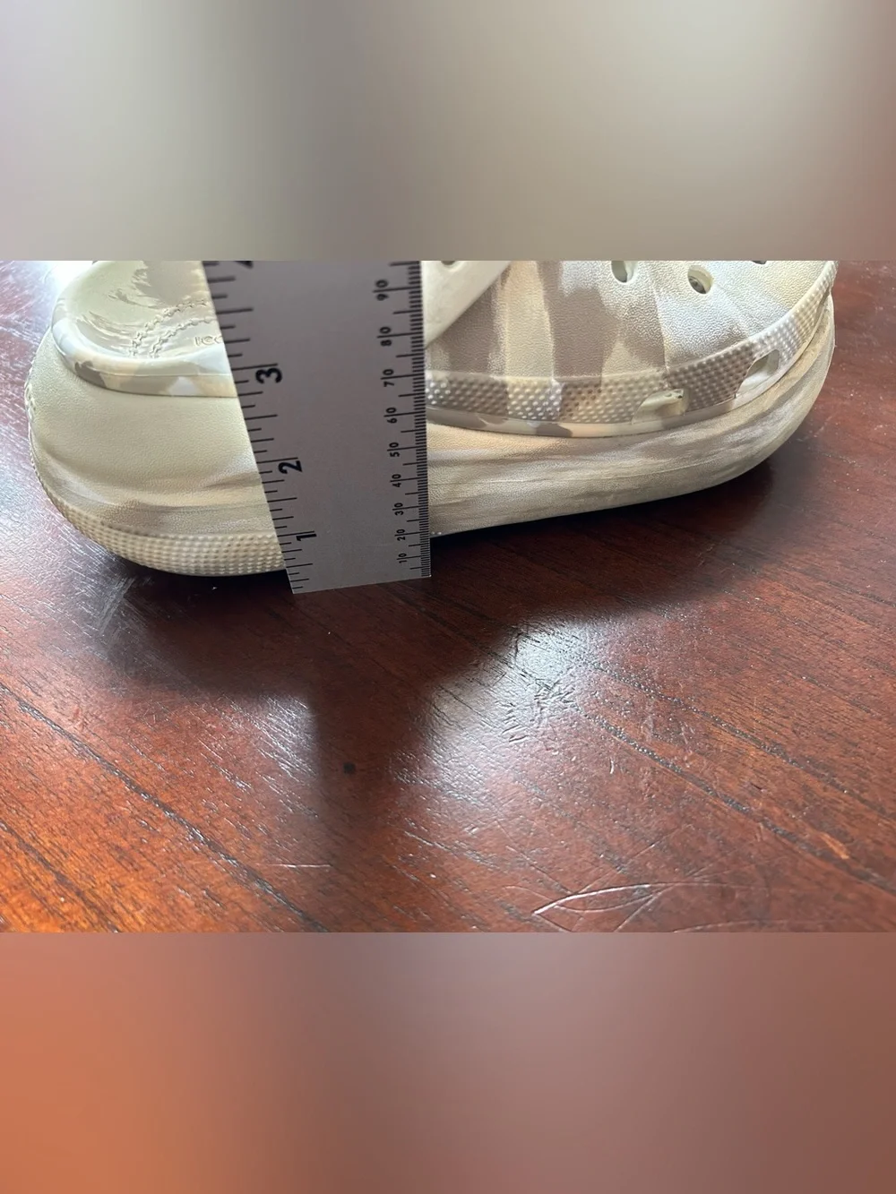 CROCS White & cream Camo Classic Clog Platform size 6